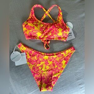 On hold- do not buy NWT Kulani Kinis Pink Lemonade Set